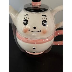 Johanna Parker Pink Teapot and Mug Set